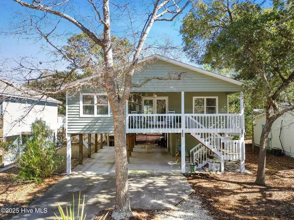 322 NE 49th Street, Oak Island, NC 28465