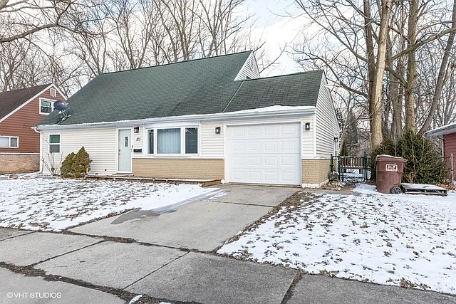 123 Walnut St photo 1