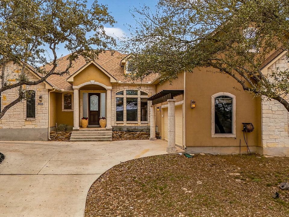 1st image of 3015 River Way