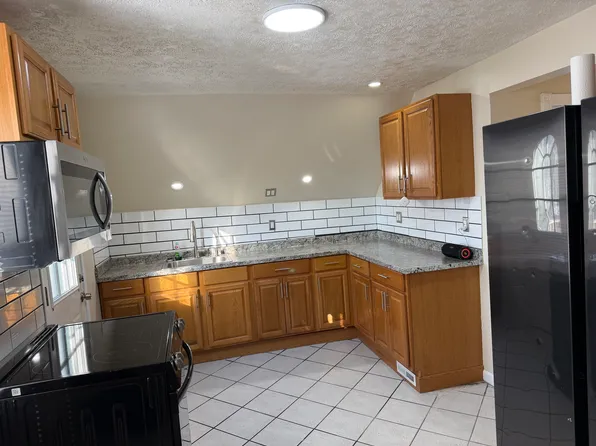 62 Windsor Ave #2, Meriden, CT 06451