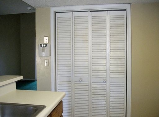 4th image of 7648 Melissa Ct N