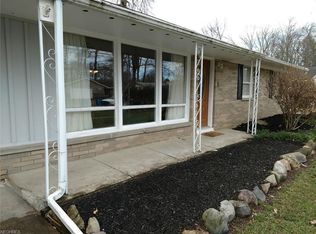 1360 Beechview Dr, Vermilion, OH 44089