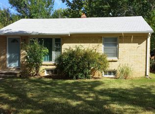 1950 S Pinecrest Ave, Wichita, KS 67218