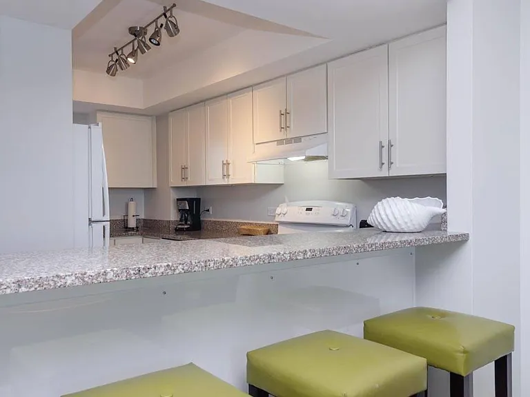 95 S Lumina Ave #8H — Photo 11