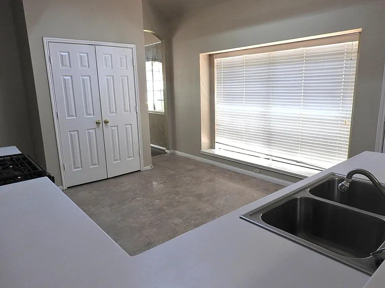5443 Santa Chase Ln — Photo 9