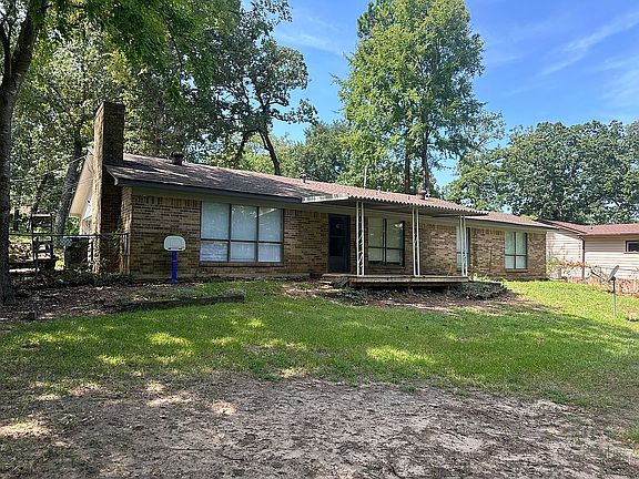 2nd image of 1009 Delwood Dr