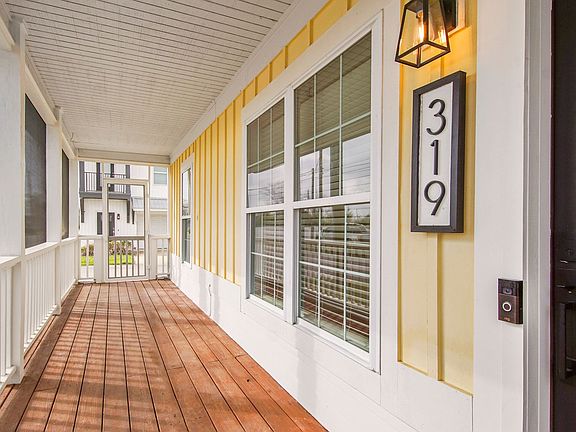 4th image of 319 N Gay Ave