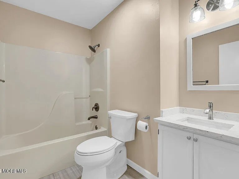 87 Richmond Ct S #93 — Photo 15