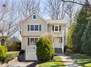 190 Nelson Rd, Scarsdale, NY 10583