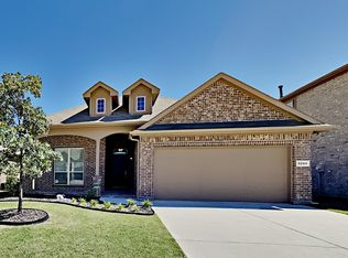9244 Bronze Meadow Dr, Fort Worth, TX 76131