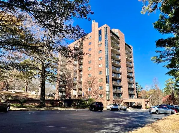 1 Tree Tops Ln APT 203, Little Rock, AR 72202