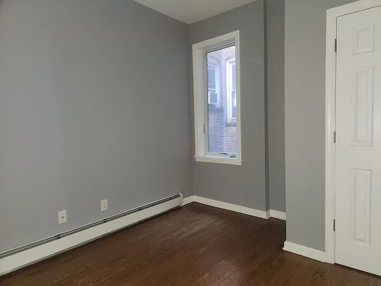 7628 John F Kennedy Blvd — Photo 5