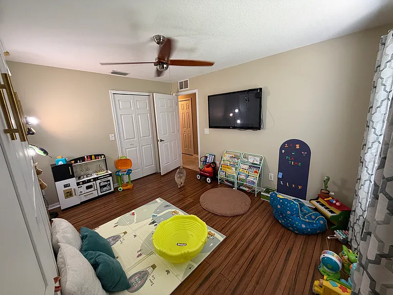 11811 54th Ct E — Photo 17