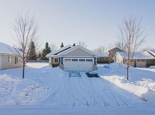 1013 Winsome Way NW, Isanti, MN 55040