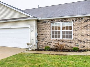 1192 Chaucer Cir, Akron, OH 44312