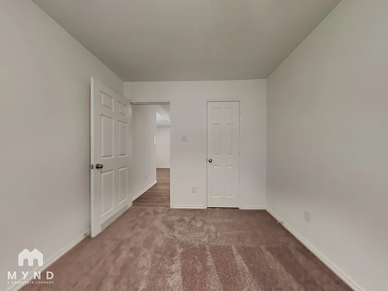 17584 Rosewood Manor Ln — Photo 11