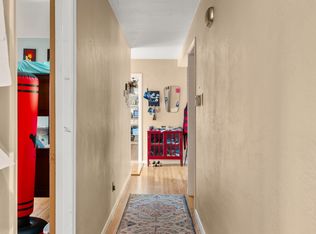 1424 Dartmouth Dr NE, Albuquerque, NM 87106