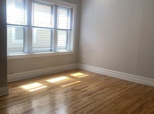 2545 N Seminary Ave UNIT 3B, Chicago, IL 60614