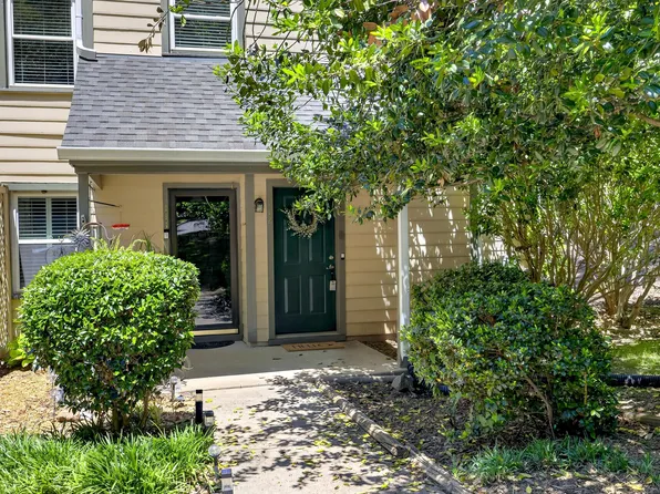 112 Broad Leaf Cir, Raleigh, NC 27613