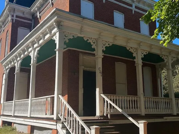 4213 Massachusetts Ave, Baltimore, MD 21229