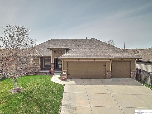 2nd image of 1002 S 200th St