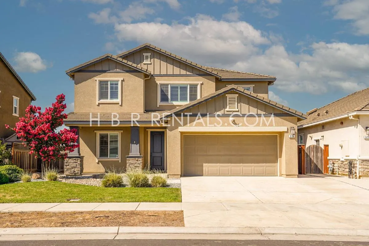 906 River Bend Dr photo 1