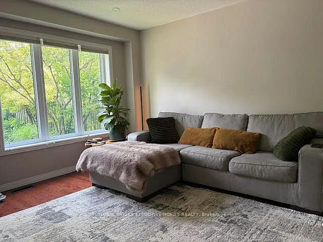 162 Boulding Ave — Photo 4