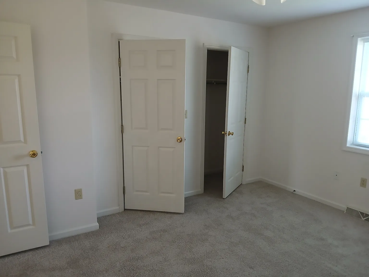 2 bed, 1.5 bath, 1120 sqft, $1,550 — Photo 4
