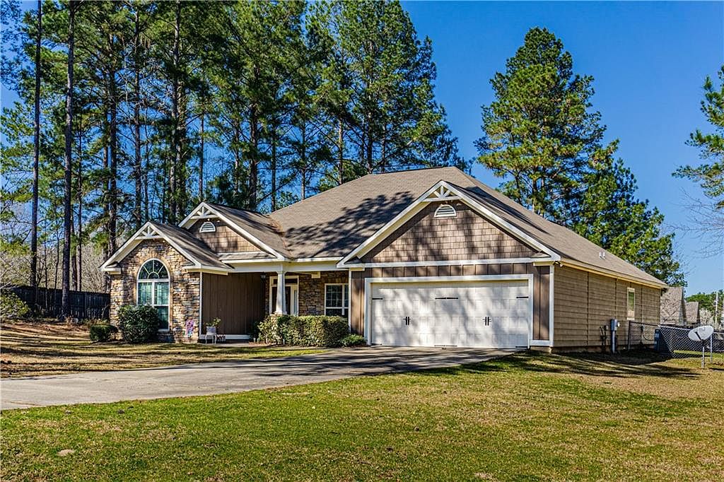 7 Taylor Way, Phenix City, AL 36869 | Zillow