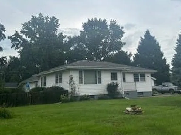 1738 S Washington St, Tilton, IL 61833