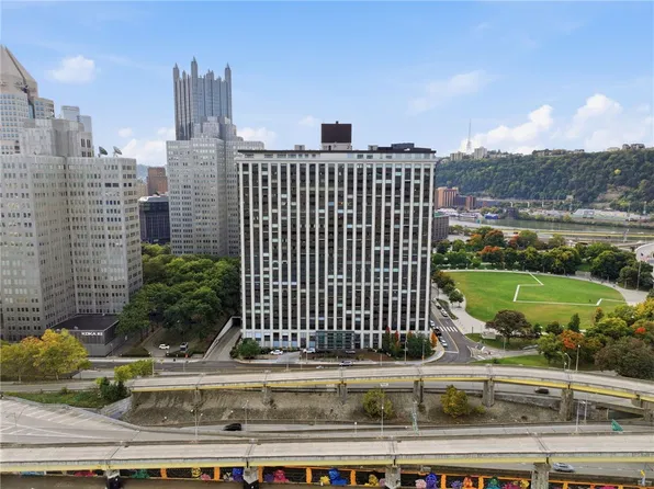 320 Fort Duquesne Blvd APT 21H, Pittsburgh, PA 15222