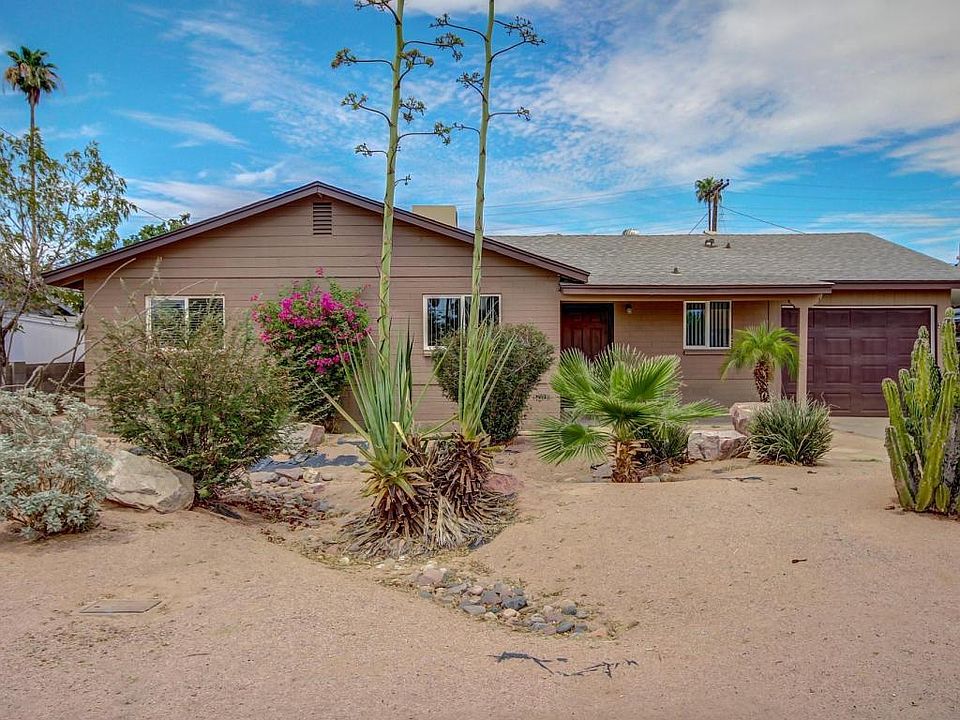 1st image of 2130 W Cactus Wren Dr