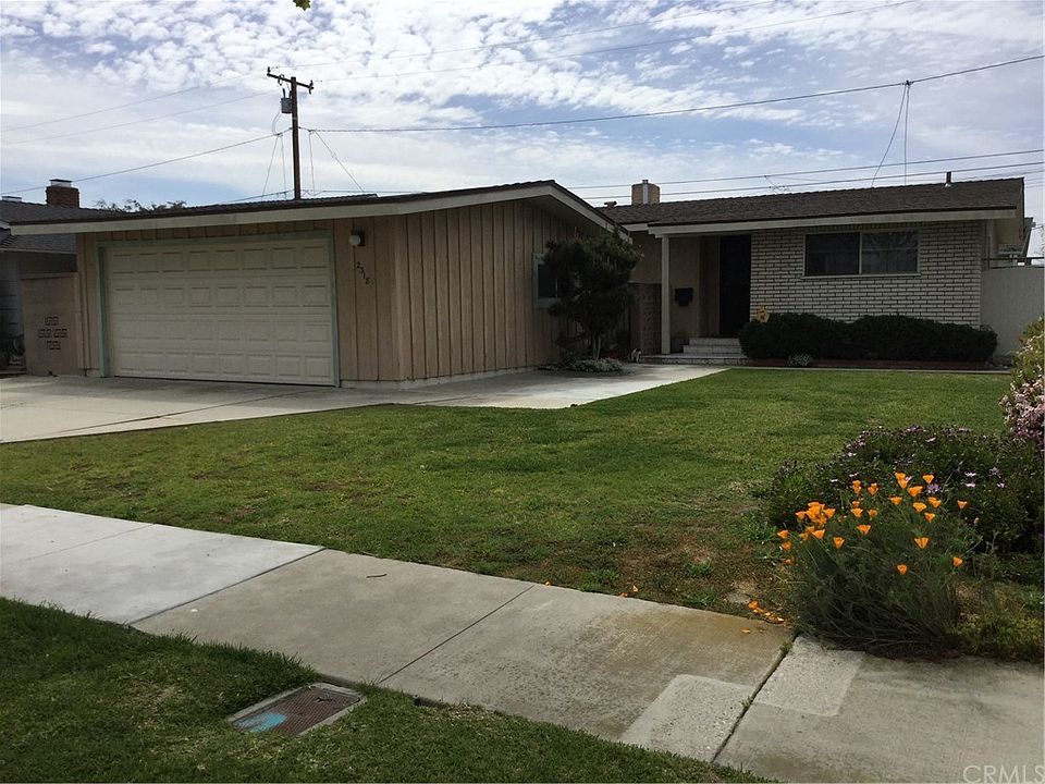 1st image of 2318 W 179th St