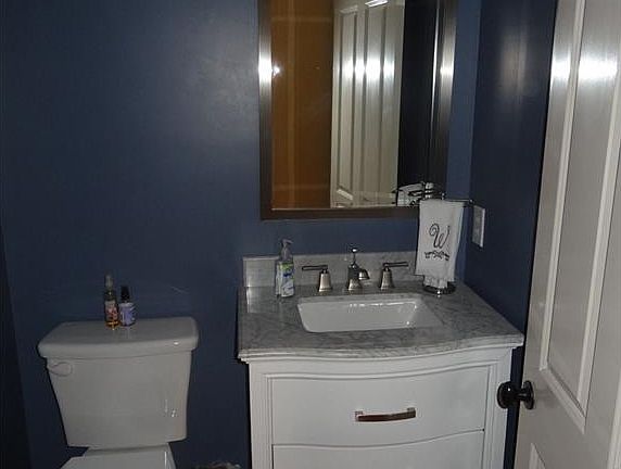 3rd image of 1234 Riverloch Way