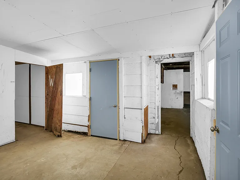 1101 N McKinley Ave — Photo 20