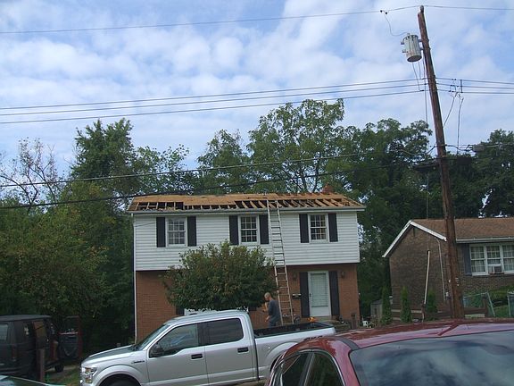 Roof being installed 9-16-17