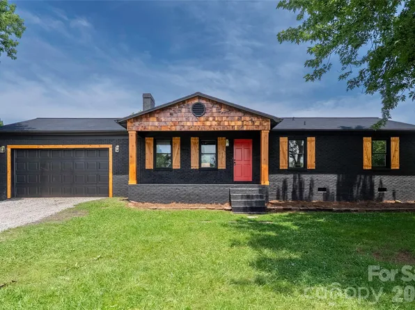 112 Robinette Ln, Statesville, NC 28625