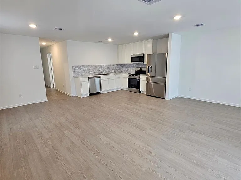 405 Road 590106 — Photo 4