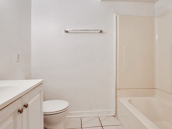 5th image of 4209 America St
