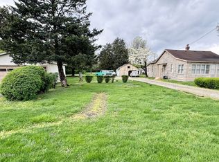 3810 Fitzgerald Rd, Louisville, KY 40216