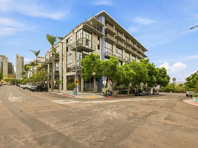 1780 Kettner Blvd #516 — Photo 47