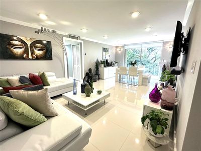 9350 Fontainebleau Blvd APT 414, Miami, FL, 33172