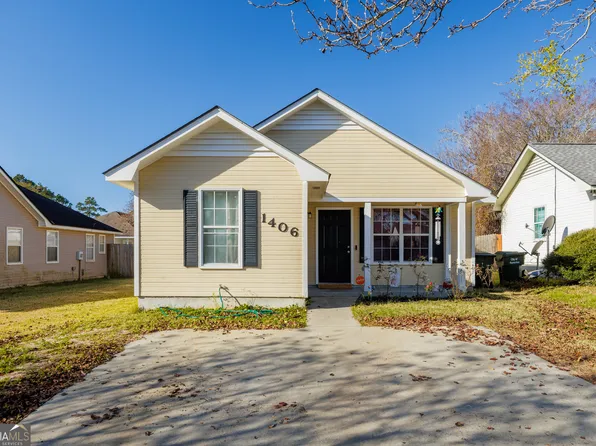 1406 Strickland Cir, Valdosta, GA 31601