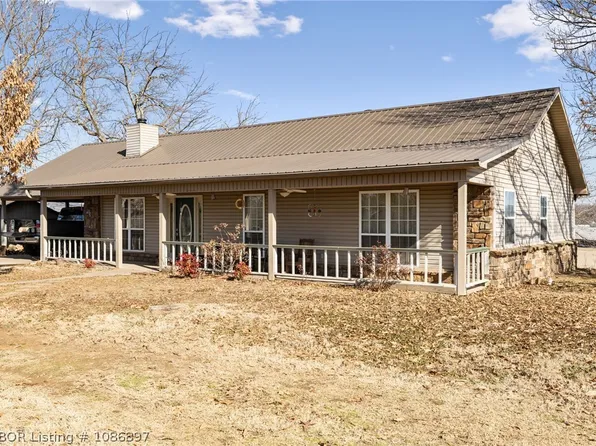 647 N Sixhalf Mile Rd, Paris, AR 72855