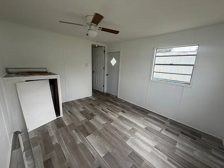 1110 Walton St #9 — Photo 4