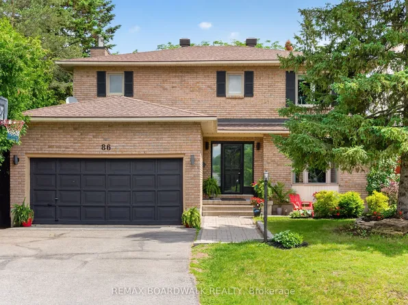 86 Vanstone Dr, Ottawa, ON K2L 3T1