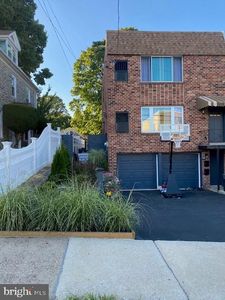 478 Cinnaminson St, Philadelphia, PA, 19128