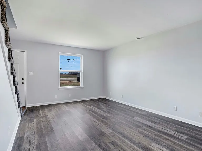 1108 Pembroke Oak Grove Rd — Photo 6