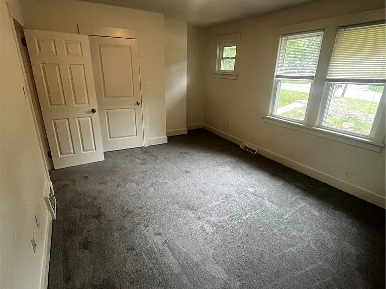 871 W Ingomar Rd — Photo 12