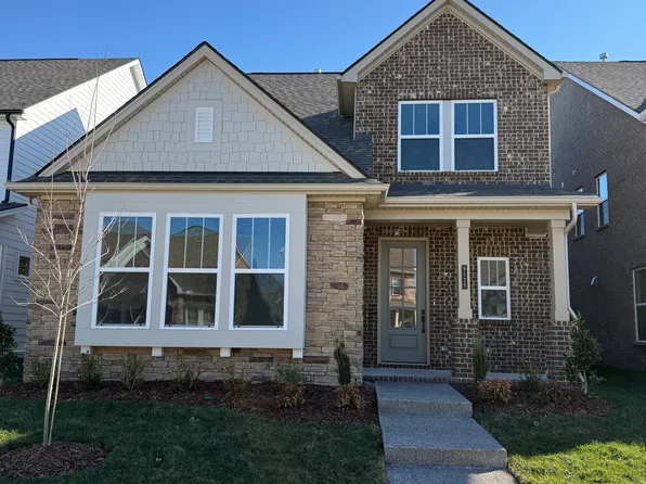 9125 Headwaters Dr, Franklin, TN 37064